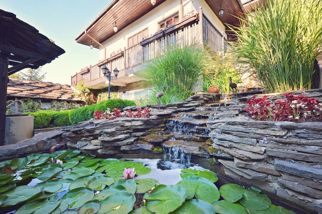 Family Hotel Fenerite Gabrovo Exterior foto