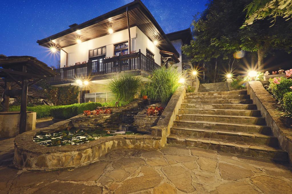 Family Hotel Fenerite Gabrovo Exterior foto