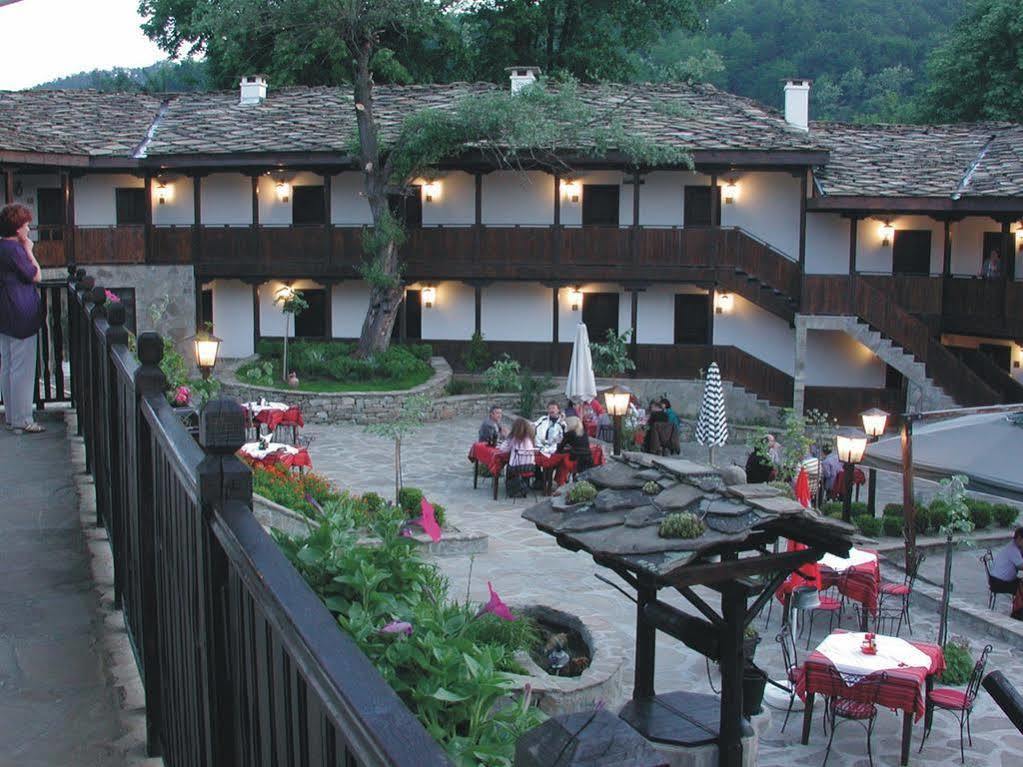 Family Hotel Fenerite Gabrovo Exterior foto
